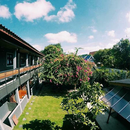 Chiangmai Moli Inn (Adults Only) Csiangmaj Kültér fotó