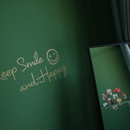 Chiangmai Moli Inn (Adults Only) Csiangmaj Kültér fotó