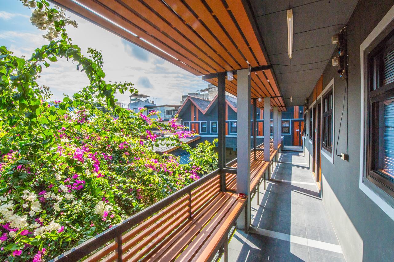 Chiangmai Moli Inn (Adults Only) Csiangmaj Kültér fotó