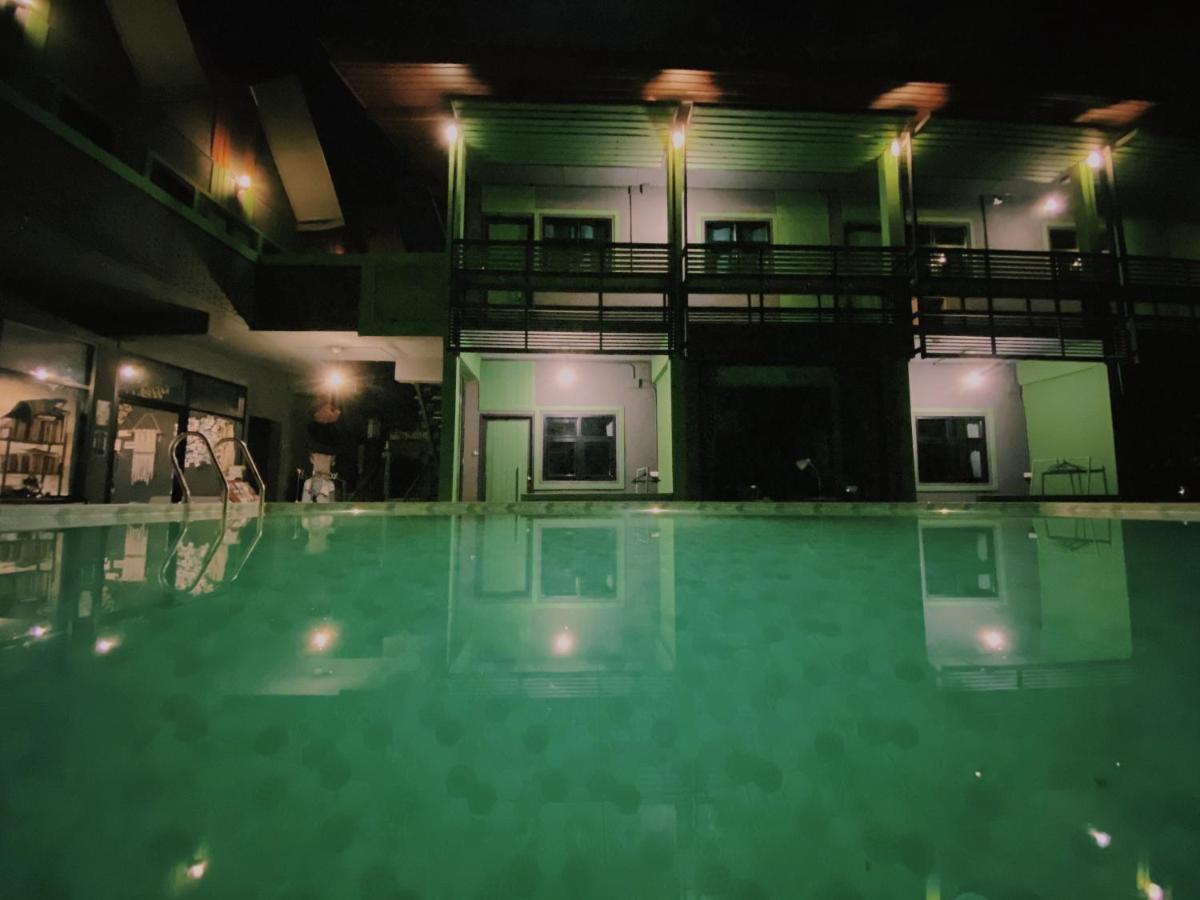 Chiangmai Moli Inn (Adults Only) Csiangmaj Kültér fotó